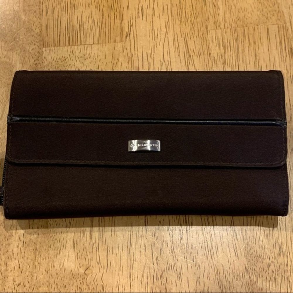 Liz Claiborne Brown‎ Wallet
